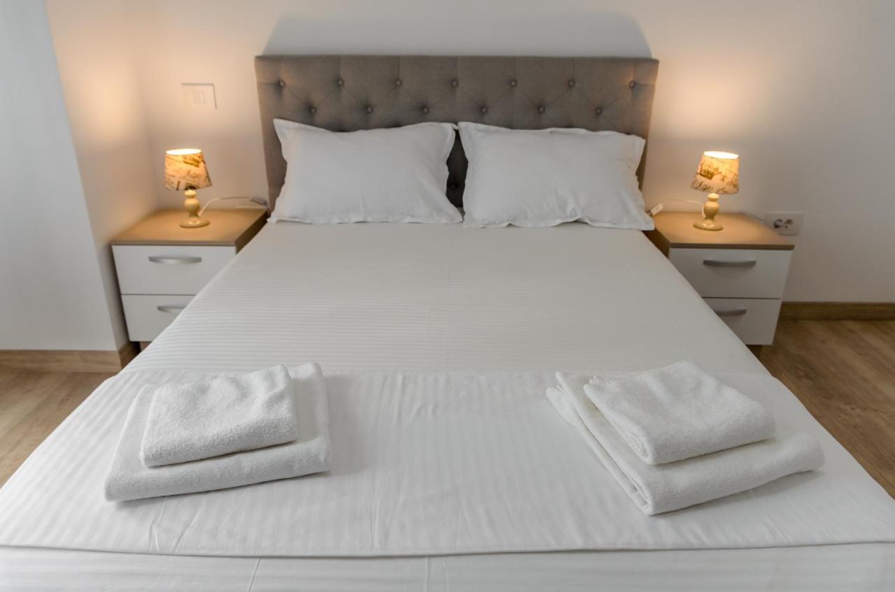 Luxury Apartments Newton By Glam Ιάσιο Εξωτερικό φωτογραφία