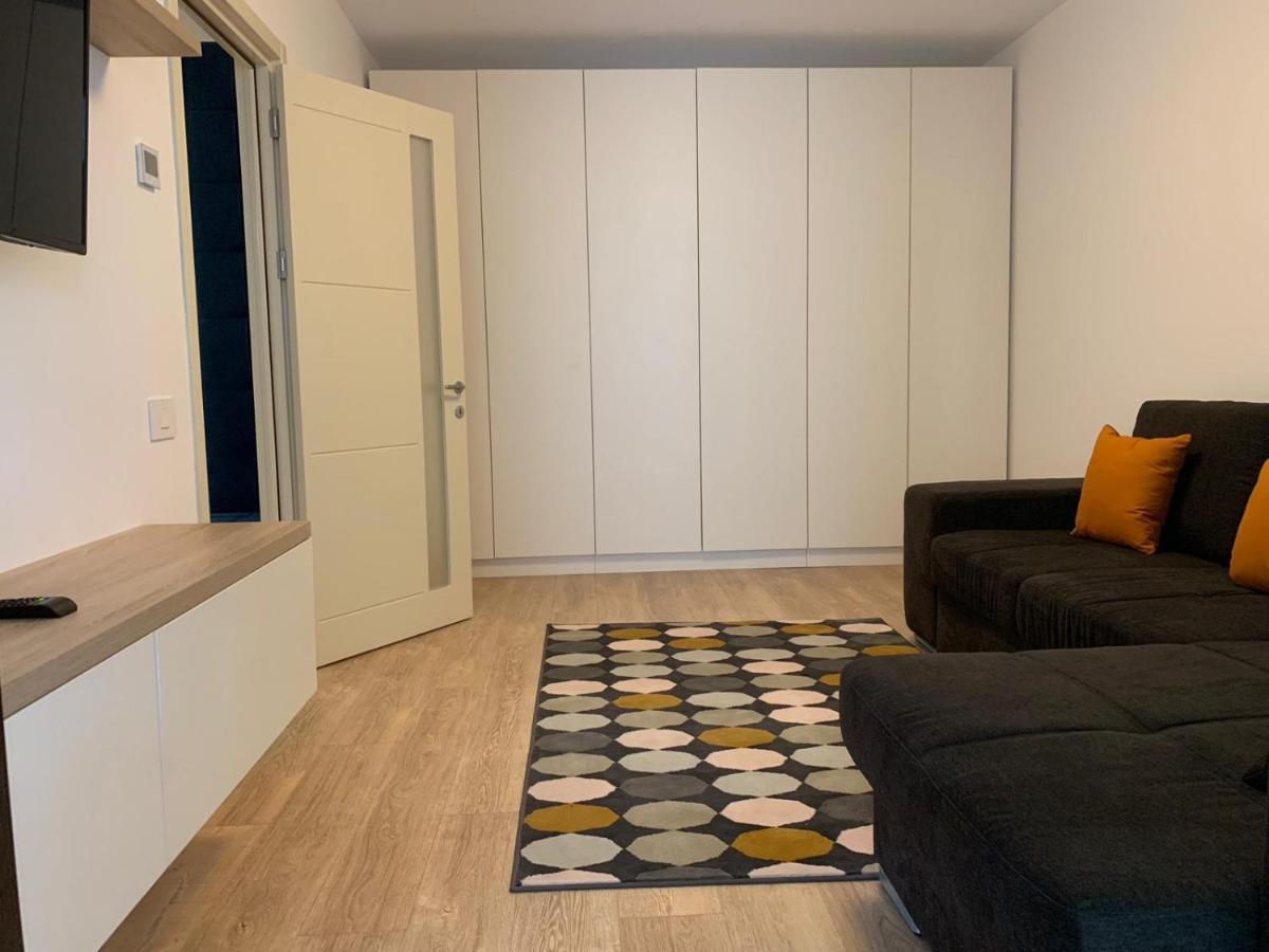 Luxury Apartments Newton By Glam Ιάσιο Εξωτερικό φωτογραφία
